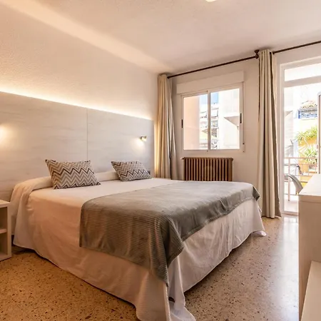 Hotel Eco Avenida & Parking